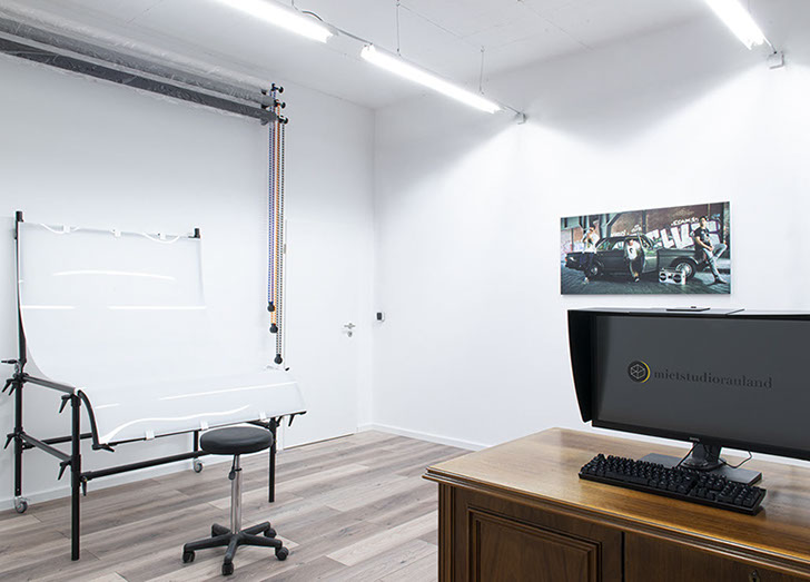 Der Aufnahmetisch und PC von Studio 2 im Mietstudio Rauland